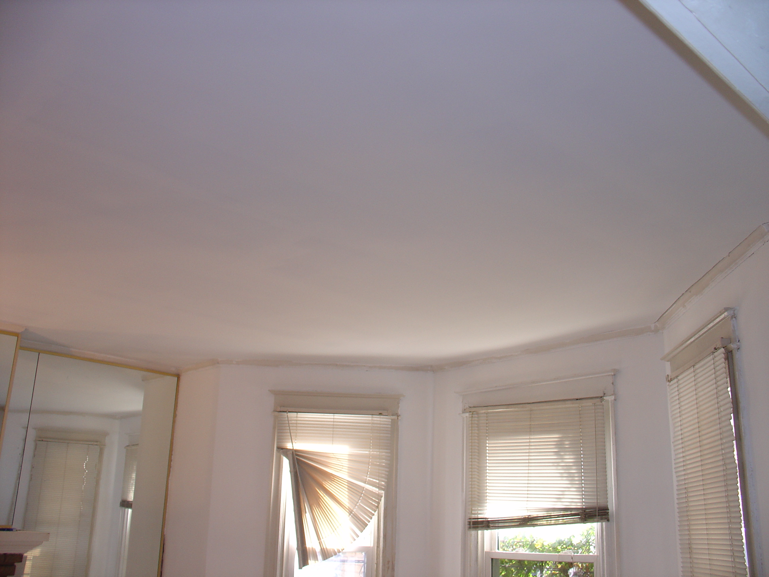 Living Room 04.jpg